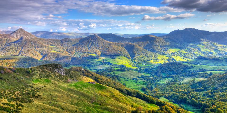 10 Raisons De Visiter Les Volcans Dauvergne 